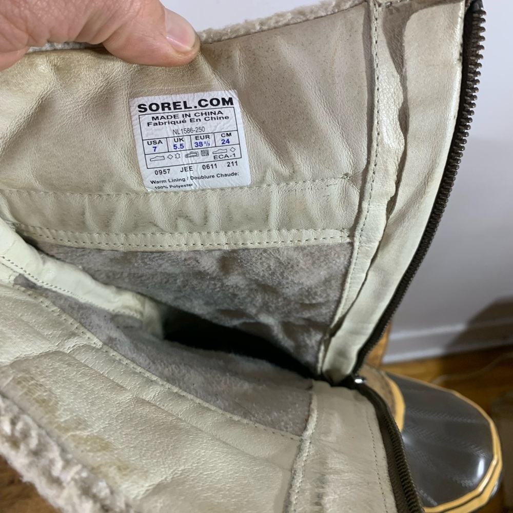Sorel Winter waterproof boots - Picture 11 of 11